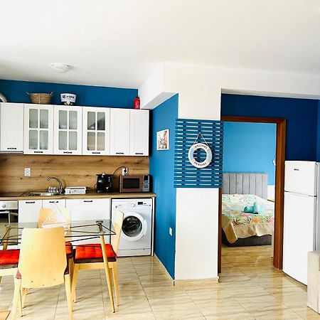 La Terrace Sea View Apartment Sveti Vlas Bagian luar foto