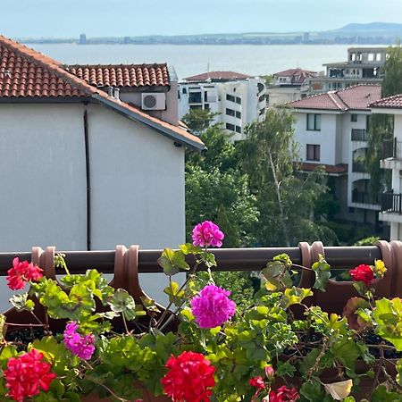 La Terrace Sea View Apartment Sveti Vlas Bagian luar foto