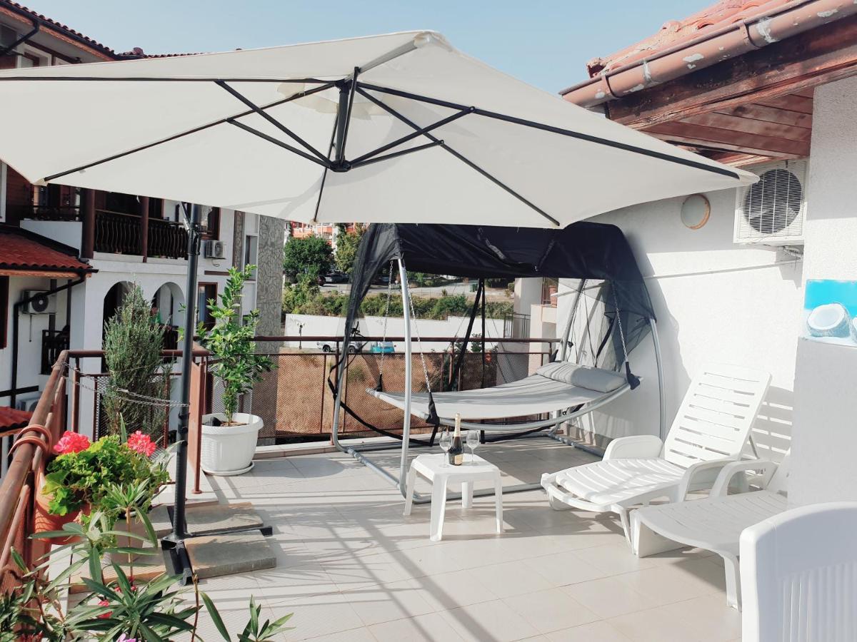 La Terrace Sea View Apartment Sveti Vlas Bagian luar foto
