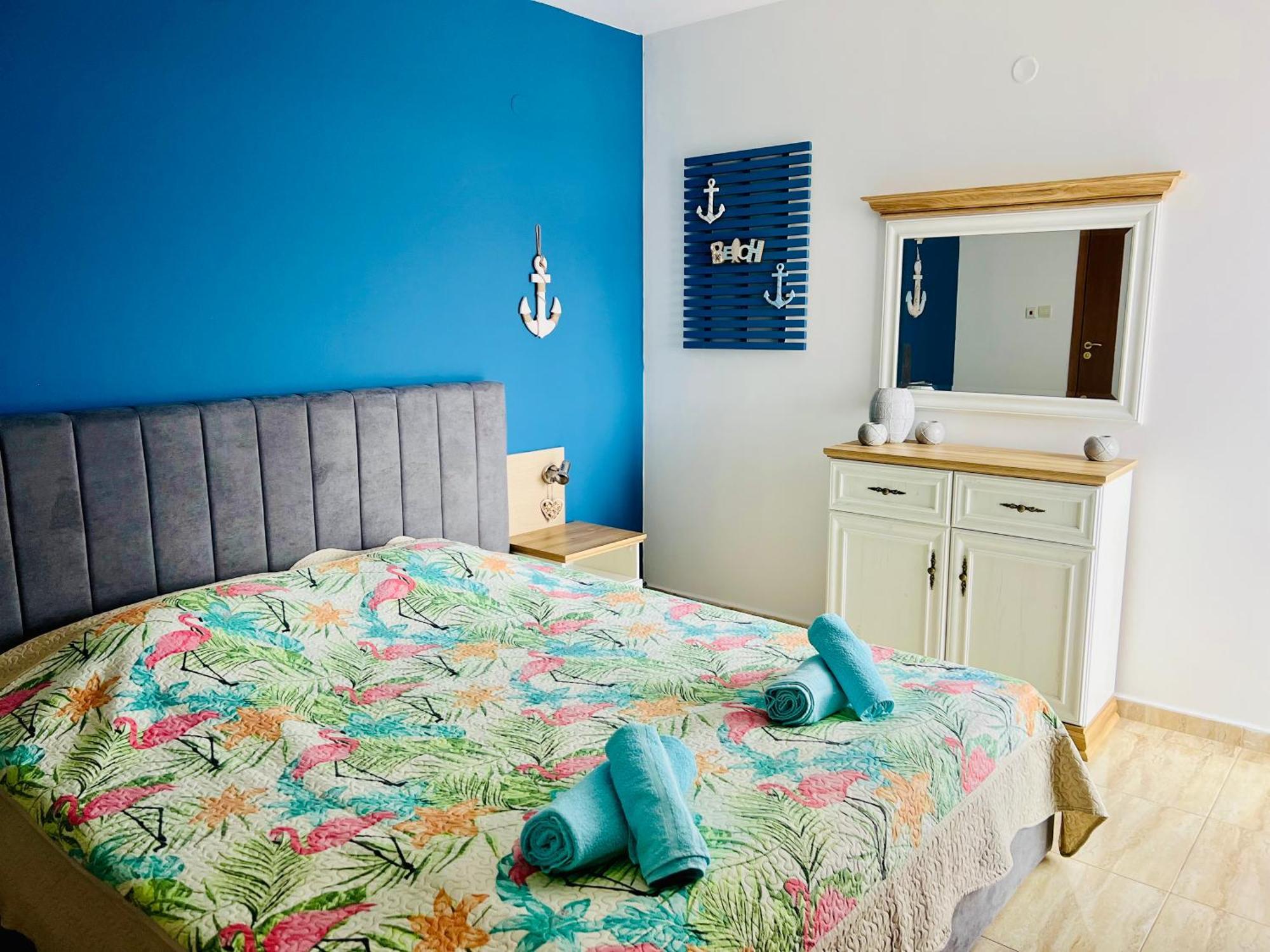 La Terrace Sea View Apartment Sveti Vlas Bagian luar foto
